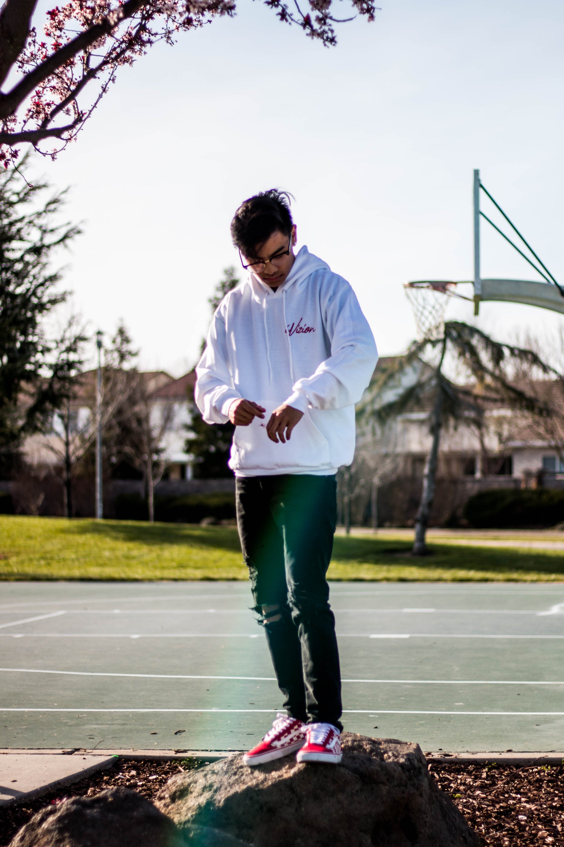 IVIZION Signature Hoodie: White