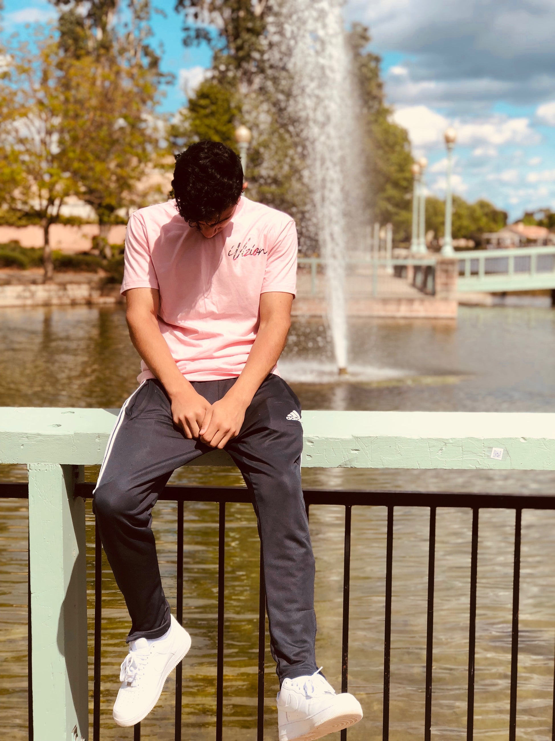 IVIZION Rose Signature Shirt