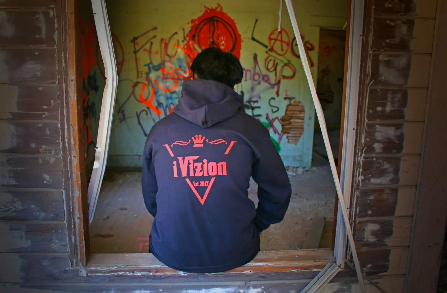 IVIZION Original Hoodie: Black