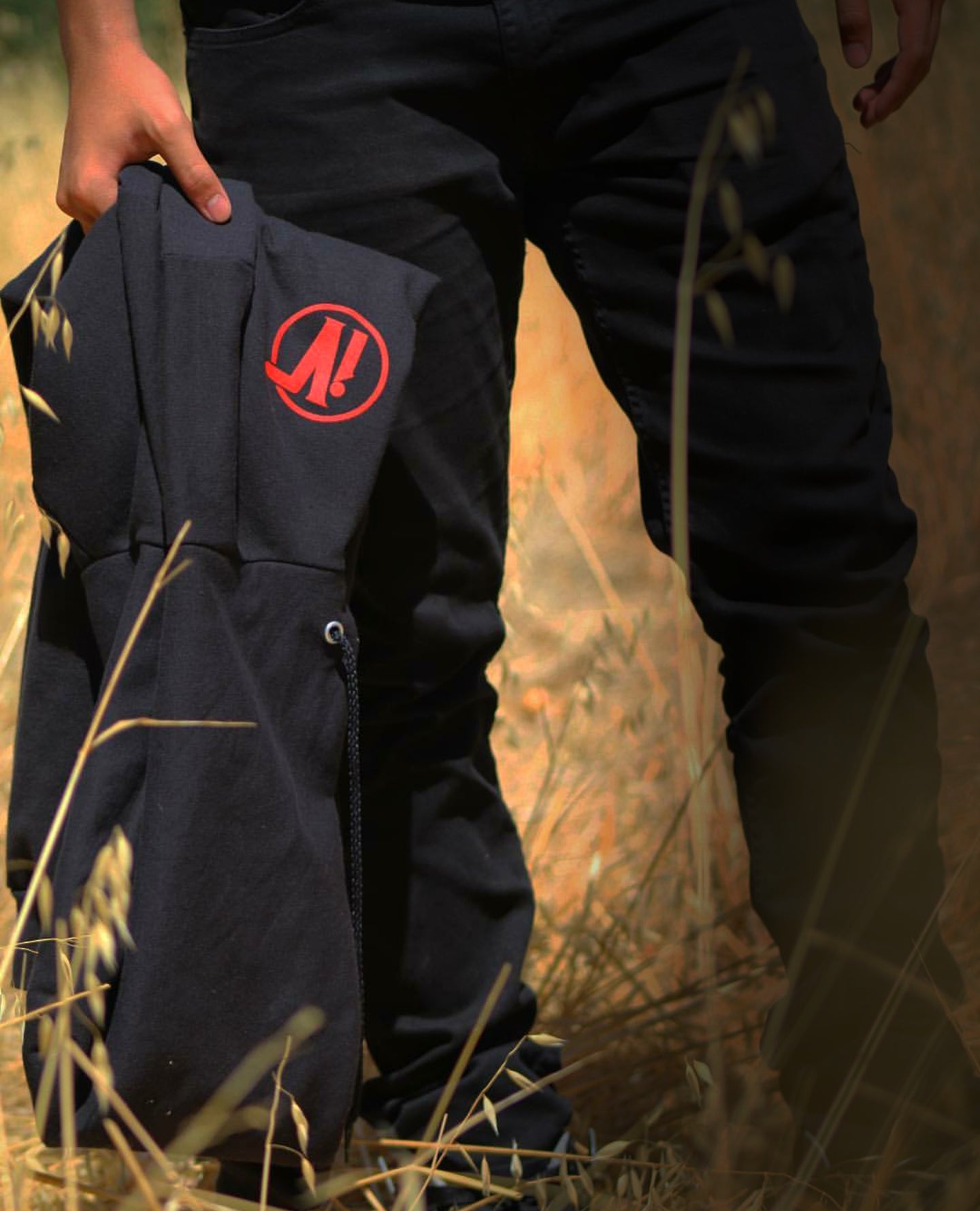 IVIZION Original Hoodie: Black